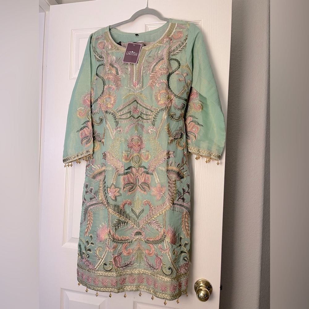 Lakhthai Pakistani 3 piece suit